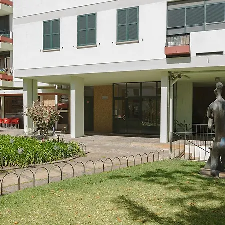 Elias Garcia Iii By An Island Apart Apartment Funchal (Madeira)
