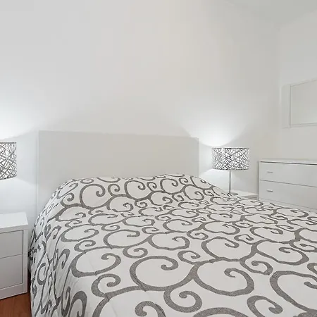 Apartment Elias Garcia Iii By An Island Apart Funchal (Madeira)