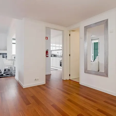 Apartment Elias Garcia Iii By An Island Apart